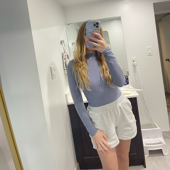 SKIMS Tops - Skims mock neck long-sleeve top in a periwinkle size medium